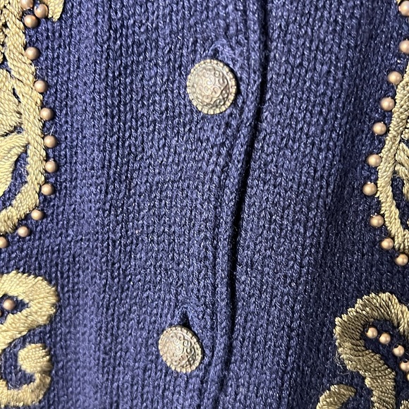 IVY Hand Gold Embroidered Beaded Blue Sweater Vest - Picture 5 of 6
